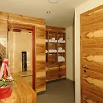 Kristall Hotel apartamentowy 3*