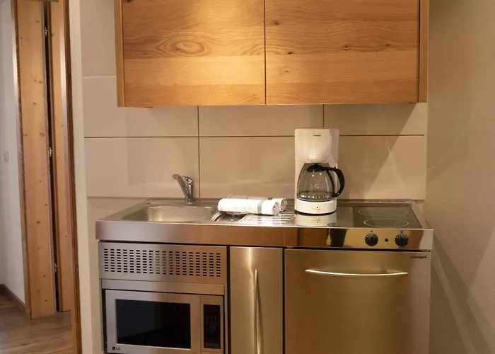 Hotel apartamentowy Kristall